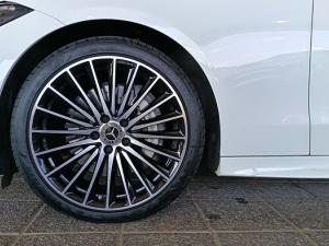 Mercedes-Benz C-Class C200 Avantgarde - Image 3