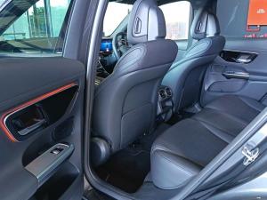 Mercedes-Benz GLC GLC220d 4Matic Avantgarde - Image 11
