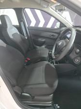 Renault Kwid 1.0 Techno manual - Image 10