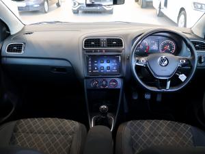 Volkswagen Polo Vivo hatch 1.6 Style - Image 17