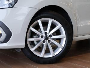 Volkswagen Polo Vivo hatch 1.6 Style - Image 7
