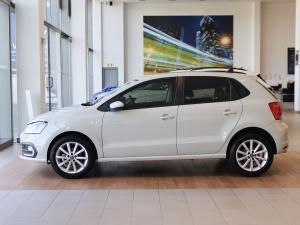 Volkswagen Polo Vivo hatch 1.6 Style - Image 8