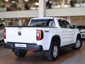 Volkswagen Amarok 2.0TDI double cab Life 4Motion auto - Image 11
