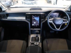 Volkswagen Amarok 2.0TDI double cab Life 4Motion auto - Image 16