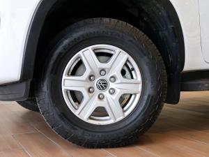 Volkswagen Amarok 2.0TDI double cab Life 4Motion auto - Image 5