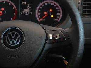 Volkswagen Polo Vivo hatch 1.4 Life - Image 17