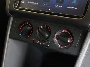 Volkswagen Polo Vivo hatch 1.4 Life - Image 18