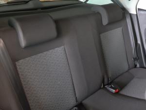 Volkswagen Polo Vivo hatch 1.4 Life - Image 30
