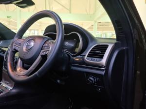 Jeep Grand Cherokee 3.6L Limited 75th Anniversary Edition - Image 11