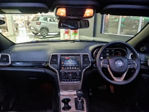 Jeep Grand Cherokee 3.6L Limited 75th Anniversary Edition - Image 24