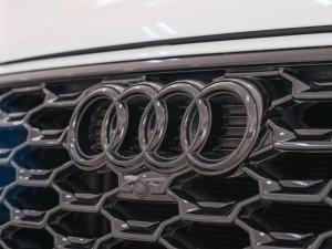 Audi Q5 Sportback 40TDI quattro S line - Image 5