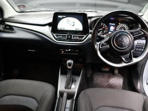 Suzuki Baleno 1.5 GLX auto - Image 11