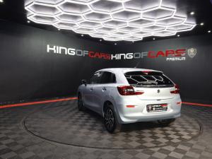 Suzuki Baleno 1.5 GLX auto - Image 6