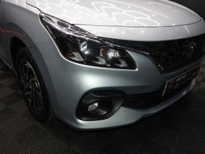 Suzuki Baleno 1.5 GLX auto - Image 9