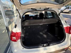 Toyota Urban Cruiser 1.5 XR - Image 11