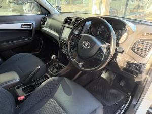 Toyota Urban Cruiser 1.5 XR - Image 6