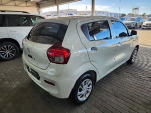 Toyota Vitz 1.0 - Image 2