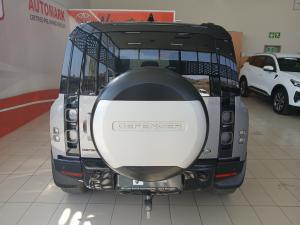 Land Rover Defender 110 D300 X - Image 5