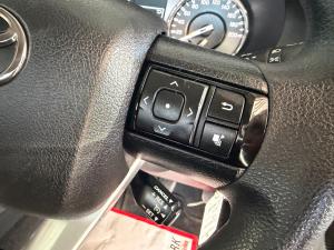 Toyota Hilux 2.4GD-6 Xtra cab Raider manual - Image 9