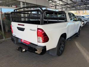 Toyota Hilux 2.4GD-6 Xtra cab Raider manual - Image 2