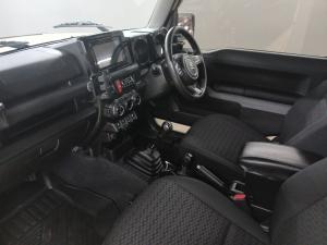 Suzuki Jimny 1.5 GLX AllGrip 3-door manual - Image 7