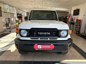 Toyota Land Cruiser 79 2.8GD-6 single cab auto - Image 4