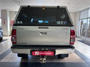 Toyota Hilux 3.0D-4D double cab Raider Dakar edition - Image 5