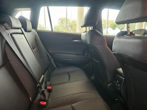 Toyota Corolla Cross 1.8 Hybrid XS - Image 11