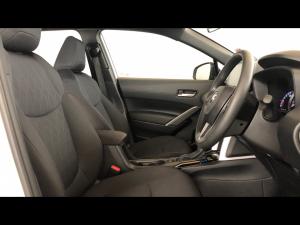 Toyota Corolla Cross 1.8 Xi - Image 10