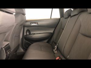Toyota Corolla Cross 1.8 Xi - Image 11