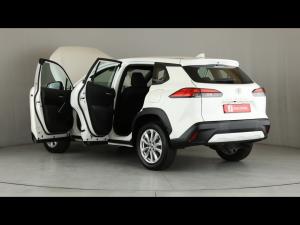 Toyota Corolla Cross 1.8 Xi - Image 25