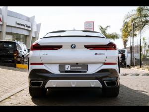 BMW X6 M50i - Image 5