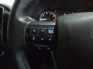 Toyota Hilux 2.8GD-6 double cab Raider auto - Image 9