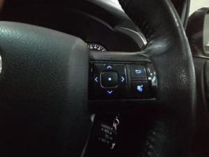 Toyota Hilux 2.8GD-6 double cab Raider auto - Image 10