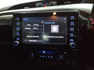 Toyota Hilux 2.8GD-6 double cab Raider auto - Image 14