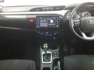 Toyota Hilux 2.8GD-6 double cab Raider auto - Image 15