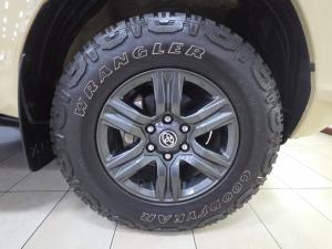 Toyota Hilux 2.8GD-6 double cab Raider auto - Image 20