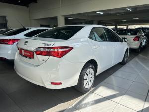 Toyota Corolla Quest 1.8 Plus auto - Image 2