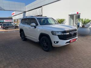 Toyota Land Cruiser 300 3.3D GX-R - Image 1