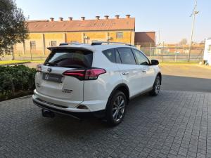 Toyota RAV4 2.5 AWD VX - Image 2