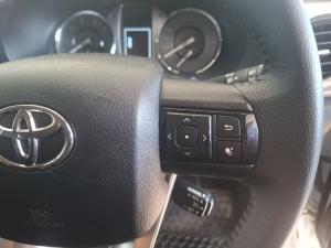 Toyota Hilux 2.8GD-6 48V double cab Raider - Image 10