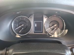 Toyota Hilux 2.8GD-6 48V double cab Raider - Image 11