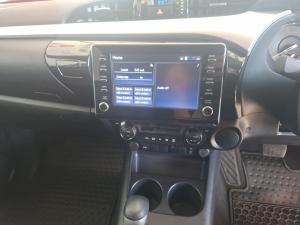 Toyota Hilux 2.8GD-6 48V double cab Raider - Image 14