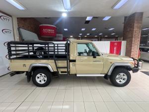 Toyota Land Cruiser 79 4.0 V6 single cab - Image 3