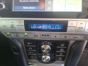Toyota Land Cruiser Prado 2.8GD VX-L - Image 16