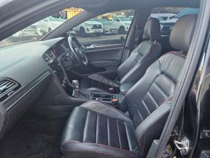 Volkswagen Golf GTI - Image 7