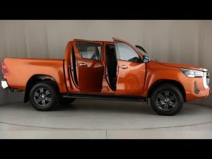 Toyota Hilux 2.8GD-6 double cab 4x4 Raider auto - Image 30