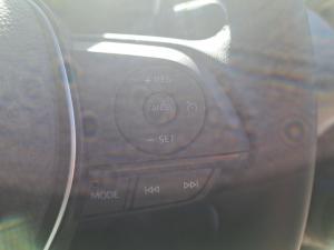 Toyota Corolla Cross 1.8 HEV XS - Image 10