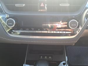 Toyota Corolla Cross 1.8 HEV XS - Image 14