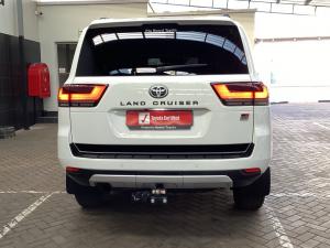 Toyota Land Cruiser 300 3.3D GR-Sport - Image 5